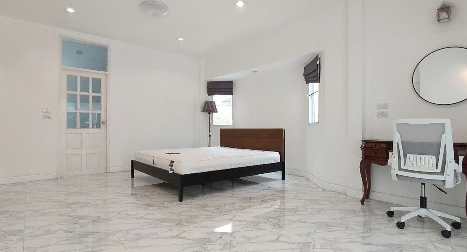 For sale 3 bedrooms house in Bang Lamung, Chonburi