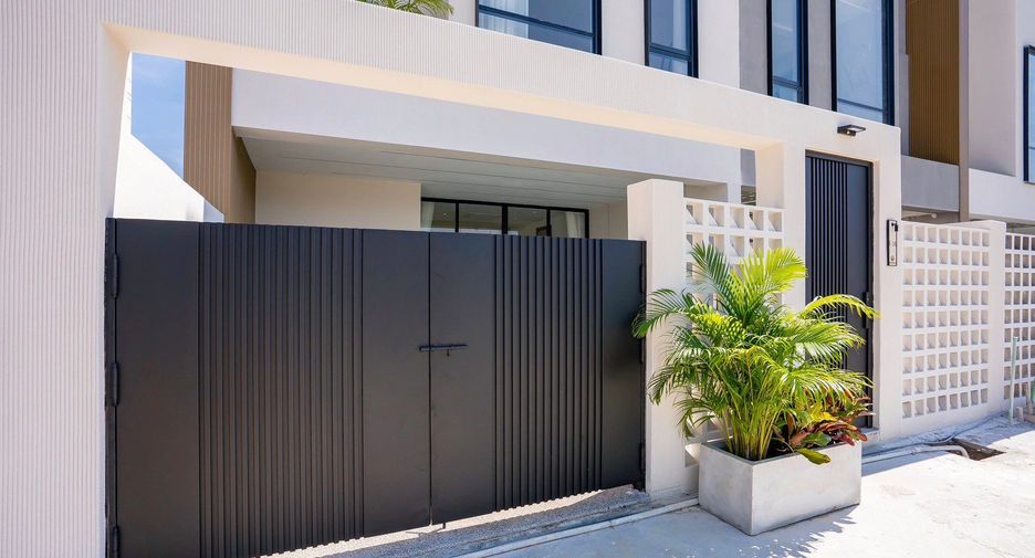 À vendre 4 chambres maison à Bang Lamung, Chonburi