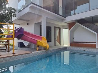 Haus zur Miete mit 4 Zimmer in Bang Lamung, Chonburi