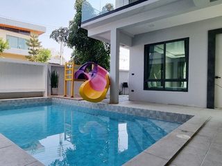 Haus zur Miete mit 4 Zimmer in Bang Lamung, Chonburi