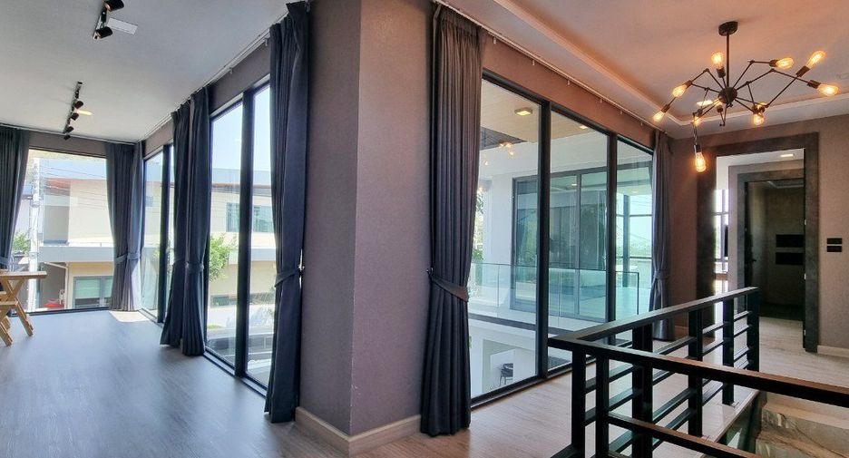 出租 4 卧室 独立屋 在 Bang Lamung, Chon Buri