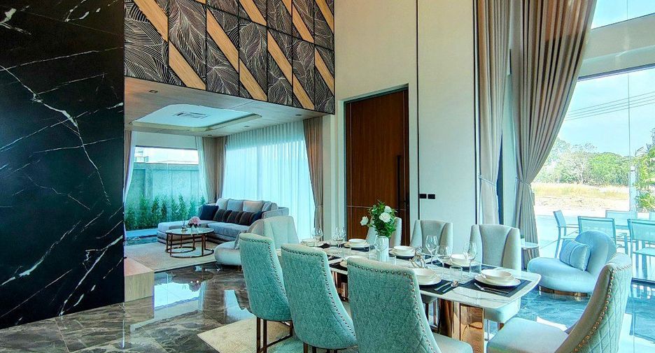 Casa en venta de 4 habitaciones en Bang Lamung, Chonburi
