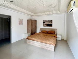 Gewerbefläche zum Kauf mit 12 Zimmer in Bang Lamung, Chonburi
