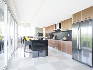 Продажа 14 спальни апартаменты в Банг Ламунг, Чонбури