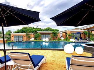 Local comercial en venta de 10 habitaciones en Bang Lamung, Chonburi