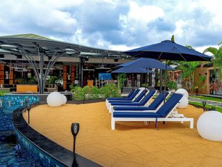 Local comercial en venta de 10 habitaciones en Bang Lamung, Chonburi