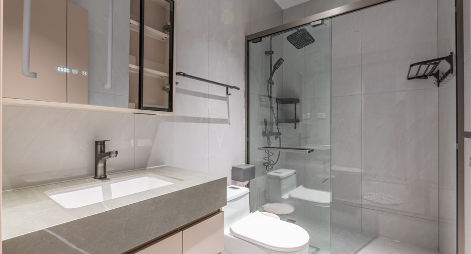 Casa en venta de 4 habitaciones en Bang Lamung, Chonburi