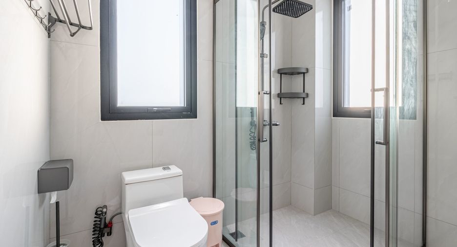 Casa en venta de 4 habitaciones en Bang Lamung, Chonburi