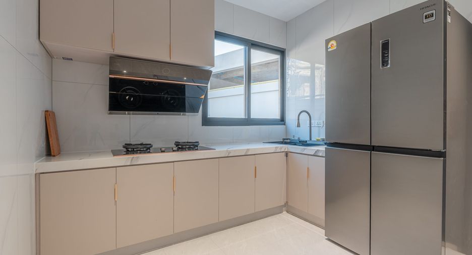 Casa en venta de 4 habitaciones en Bang Lamung, Chonburi