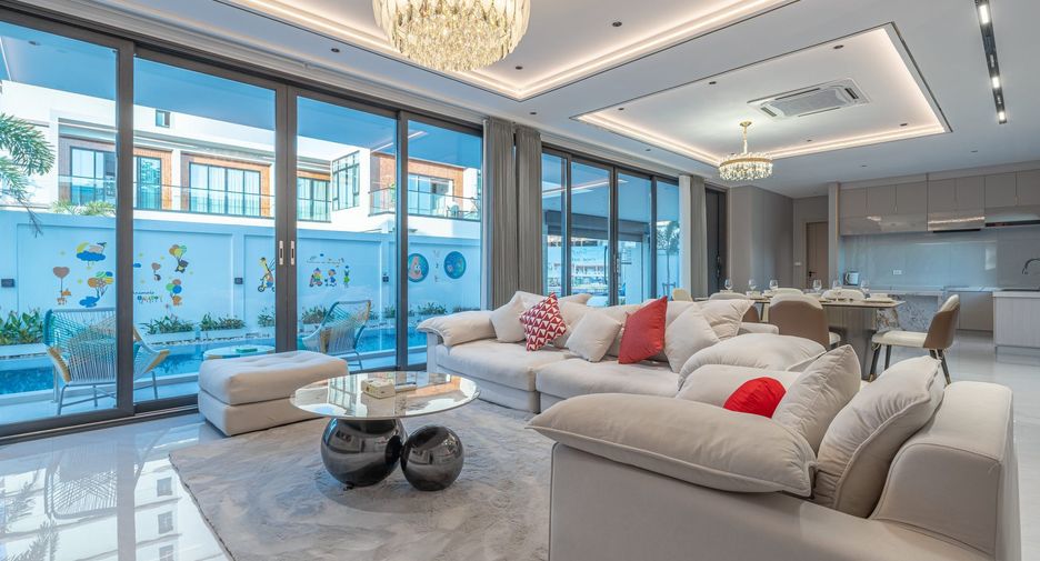 Casa en venta de 4 habitaciones en Bang Lamung, Chonburi