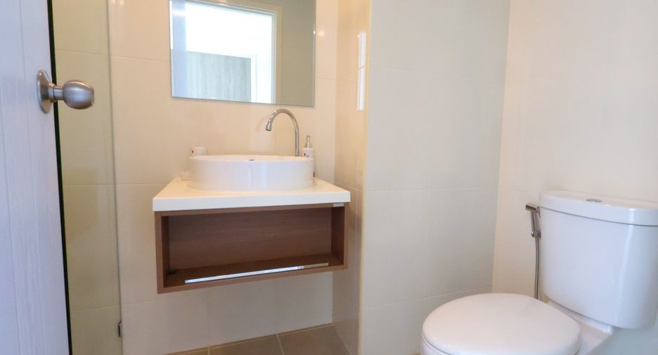 For sale 1 bed condo in Sattahip, Chonburi