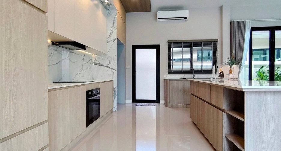 For sale 3 bedrooms house in Bang Lamung, Chonburi