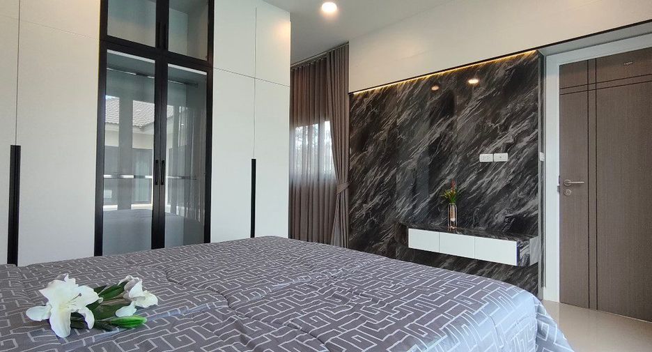 For sale 3 bedrooms house in Bang Lamung, Chonburi