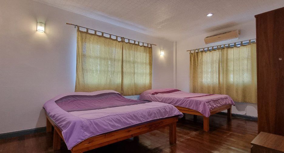 For rent 7 bedrooms retail Space in Bang Lamung, Chonburi