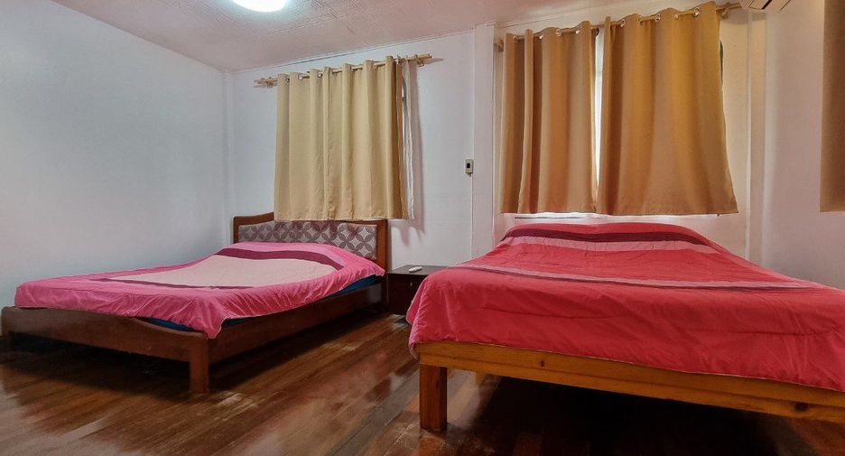 For rent 7 bedrooms retail Space in Bang Lamung, Chonburi