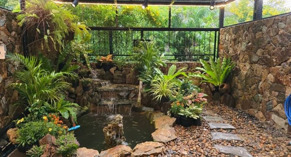 For sale 4 bedrooms house in Bang Lamung, Chonburi
