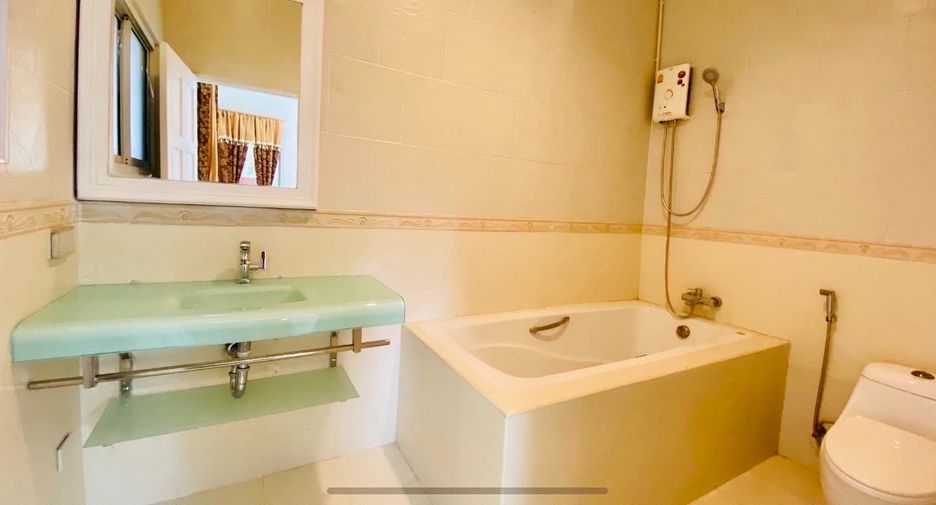 For sale 3 bedrooms house in Bang Lamung, Chonburi