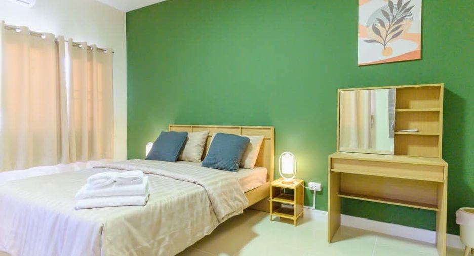 Haus zur Miete mit 3 Zimmer in Bang Lamung, Chonburi
