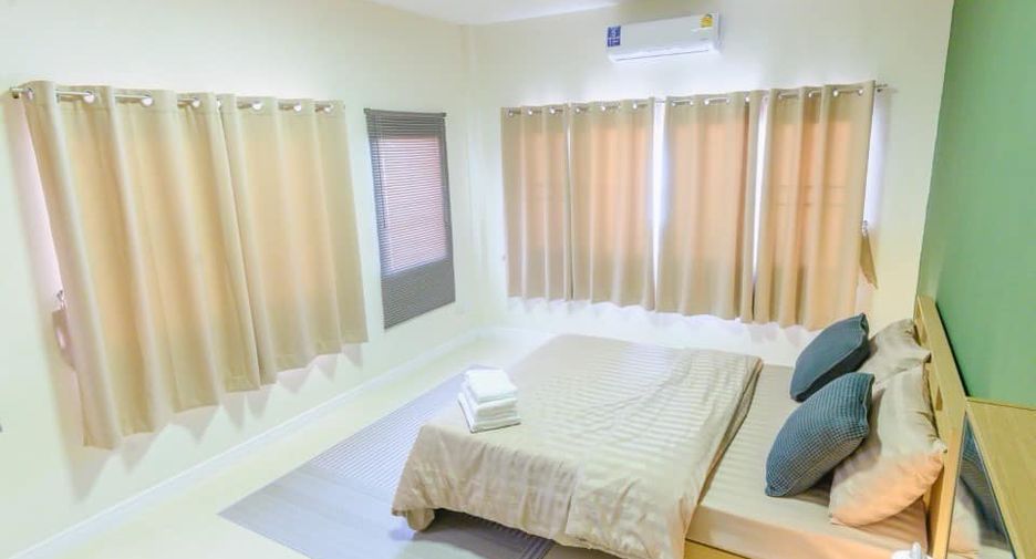 Haus zur Miete mit 3 Zimmer in Bang Lamung, Chonburi