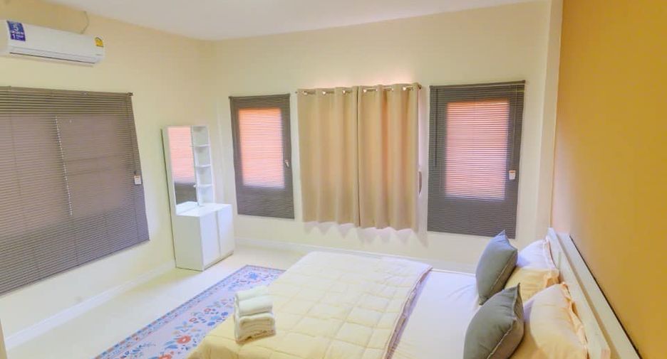 Haus zur Miete mit 3 Zimmer in Bang Lamung, Chonburi