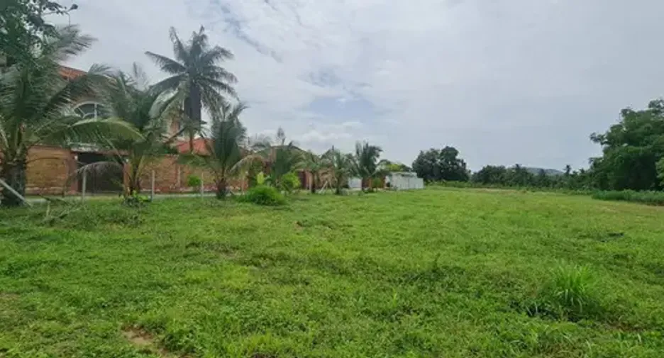 À vendre terrain à Bang Lamung, Chonburi