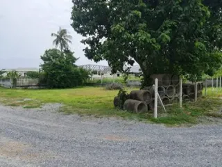 出售 土地 在 Bang Lamung, Chon Buri