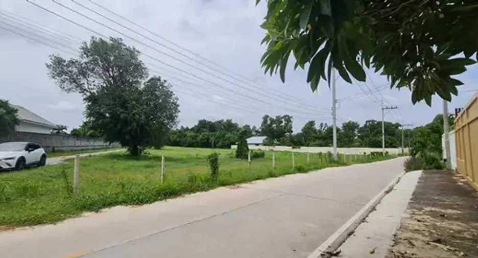 À vendre terrain à Bang Lamung, Chonburi