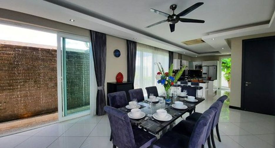 Casa en venta de 5 habitaciones en Bang Lamung, Chonburi