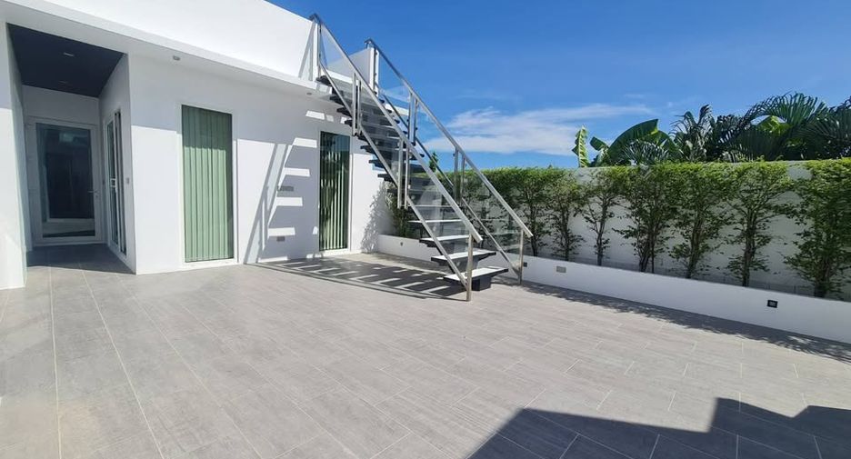 Casa en venta de 5 habitaciones en Bang Lamung, Chonburi