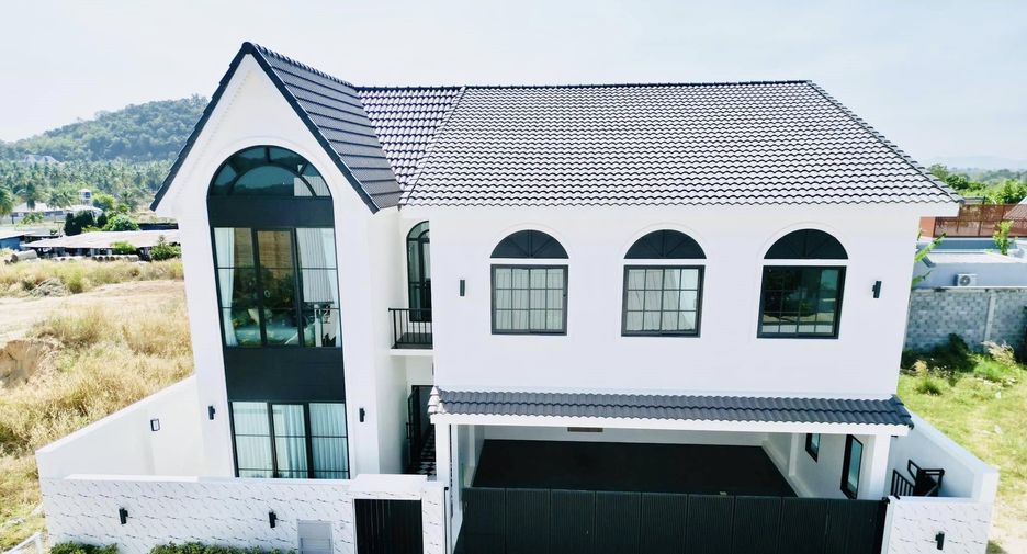For sale 3 bedrooms house in Bang Lamung, Chonburi