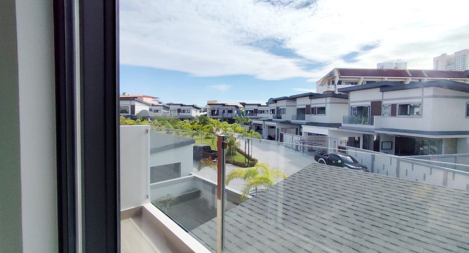 À vendre 3 chambres maison à Bang Lamung, Chonburi