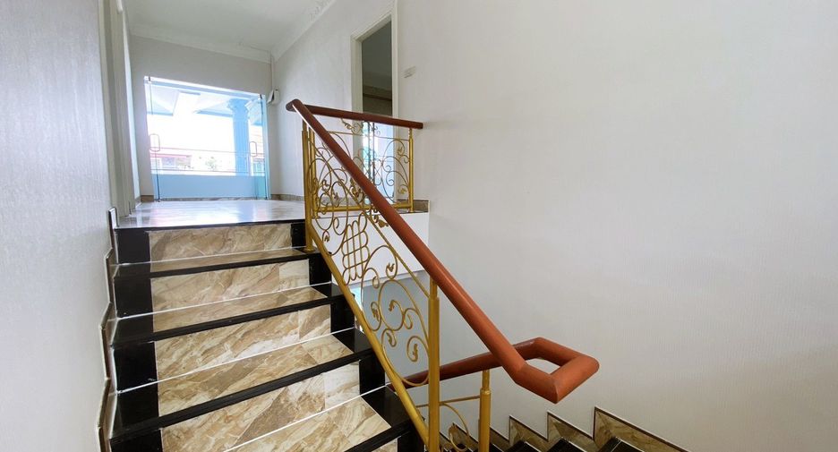 Продажа 6 спальни дом в Банг Ламунг, Чонбури