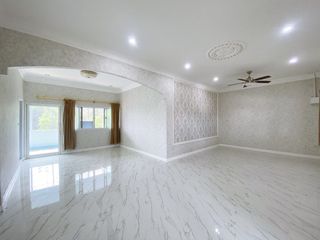 Продажа 6 спальни дом в Банг Ламунг, Чонбури