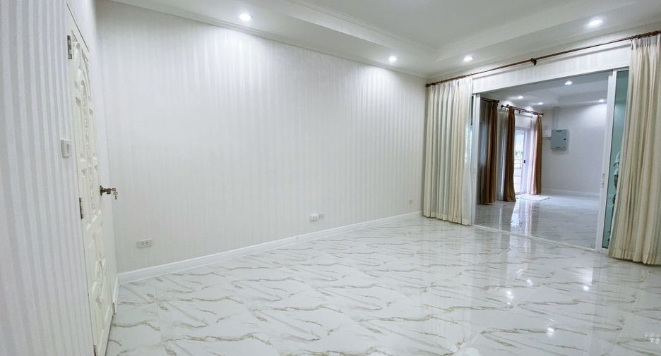 Продажа 6 спальни дом в Банг Ламунг, Чонбури