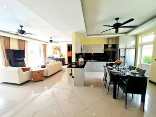 出售 4 卧室 独立屋 在 Bang Lamung, Chon Buri