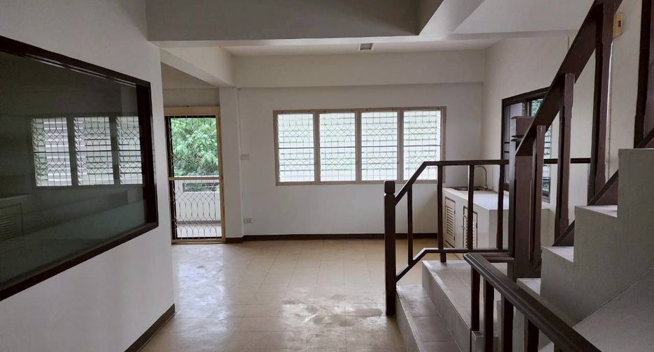 ให้เช่า 3 ห้องนอน ออฟฟิศ ใน เมืองเชียงใหม่, เชียงใหม่
