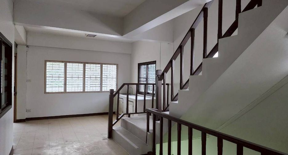 ให้เช่า 3 ห้องนอน ออฟฟิศ ใน เมืองเชียงใหม่, เชียงใหม่