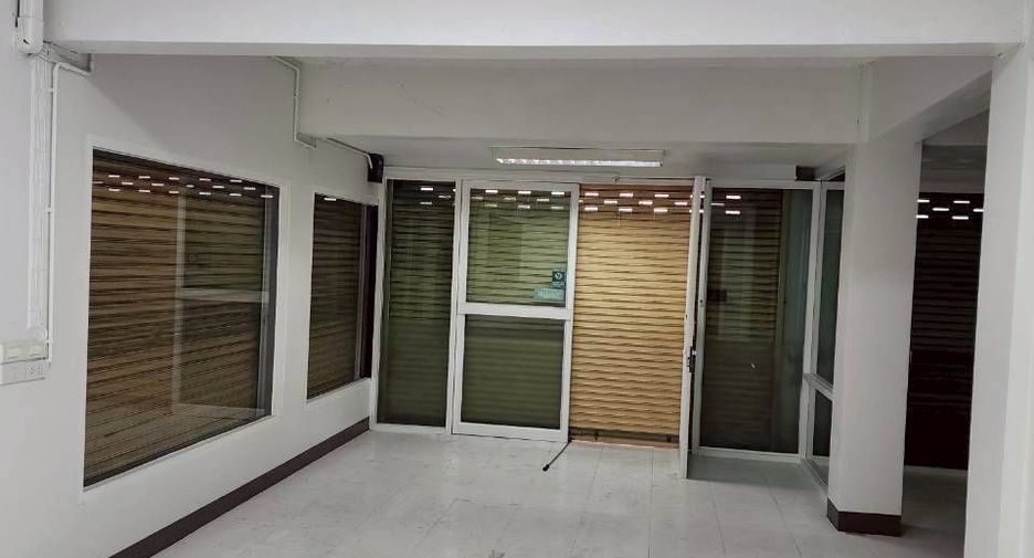 ให้เช่า 3 ห้องนอน ออฟฟิศ ใน เมืองเชียงใหม่, เชียงใหม่
