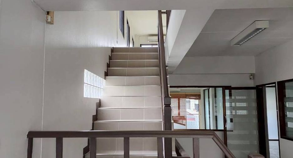 ให้เช่า 3 ห้องนอน ออฟฟิศ ใน เมืองเชียงใหม่, เชียงใหม่