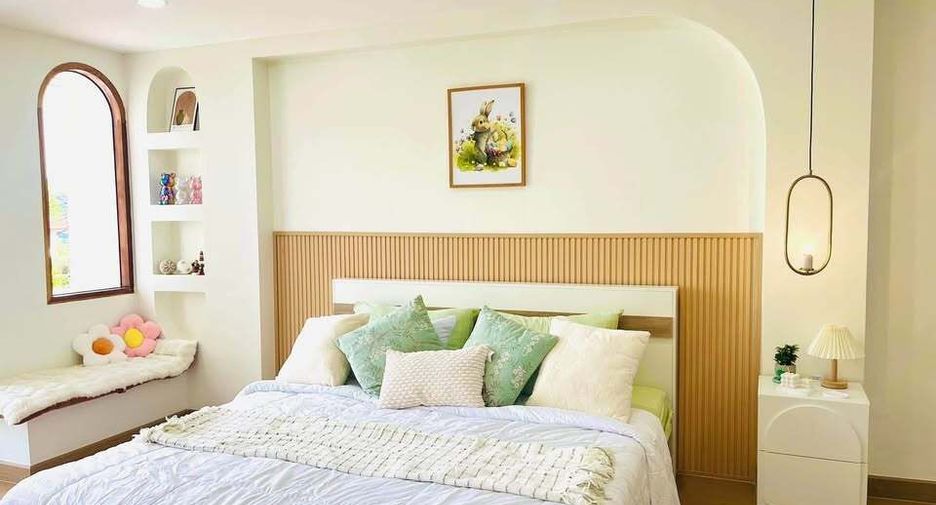 For rent 3 bedrooms townhouse in Mueang Chiang Mai, Chiang Mai