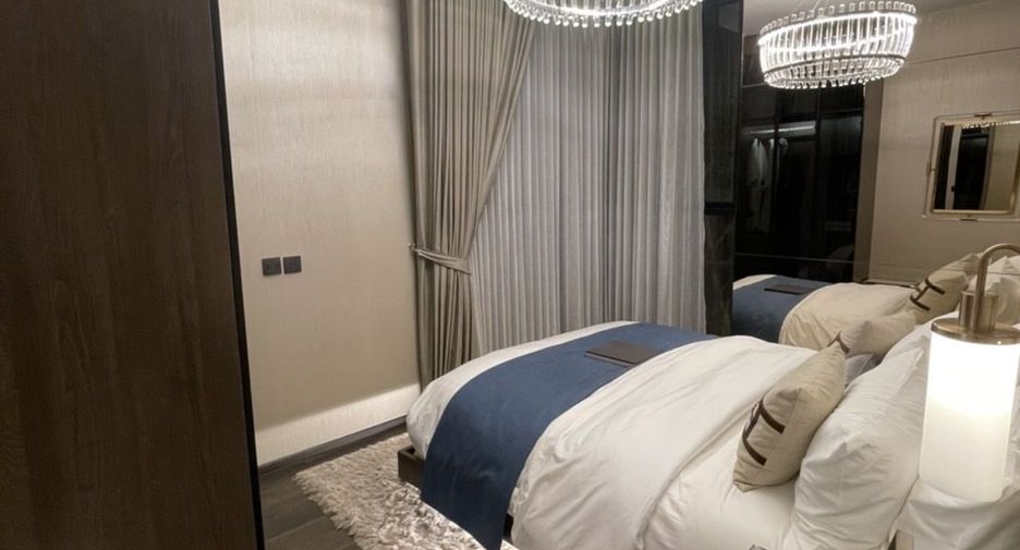 For sale 2 bedrooms condo in Watthana, Bangkok
