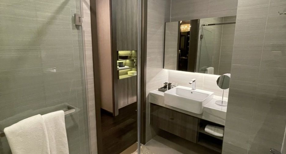 For sale 2 bedrooms condo in Watthana, Bangkok