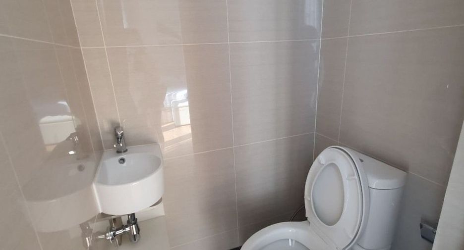 For rent スタジオ condo in Khlong Toei, Bangkok