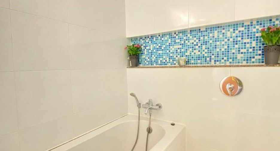 For sale and for rent 2 bedrooms condo in Phra Khanong, Bangkok