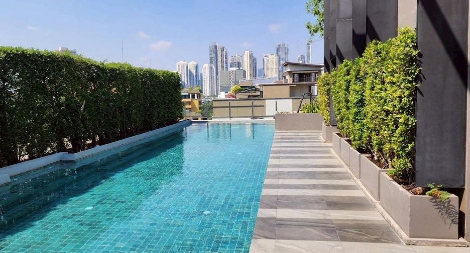 For rent 1 bed condo in Khlong Toei, Bangkok