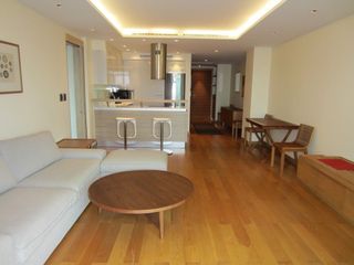 For rent 1 bed condo in Phaya Thai, Bangkok