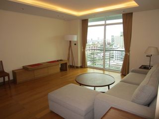 For rent 1 bed condo in Phaya Thai, Bangkok