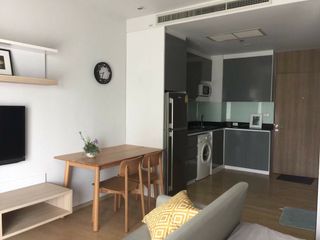 For sale and for rent studio condo in Khlong Toei, Bangkok