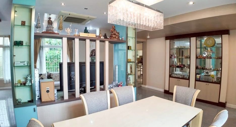 Haus zum Kauf mit 3 Zimmer in Bueng Kum, Bangkok