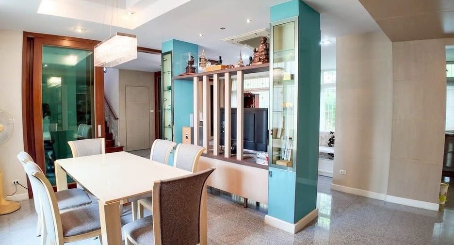 Haus zum Kauf mit 3 Zimmer in Bueng Kum, Bangkok
